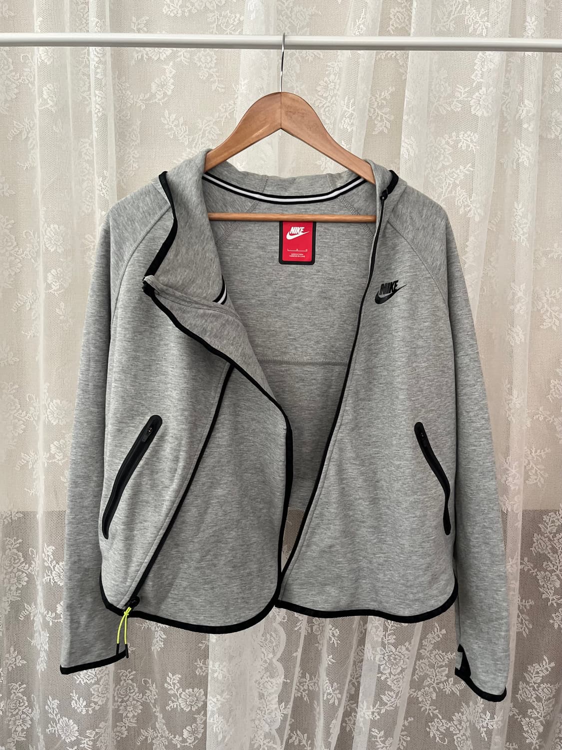 L) 나이키 우먼 테크 플리스 후드 집업 그레이 상품이미지3