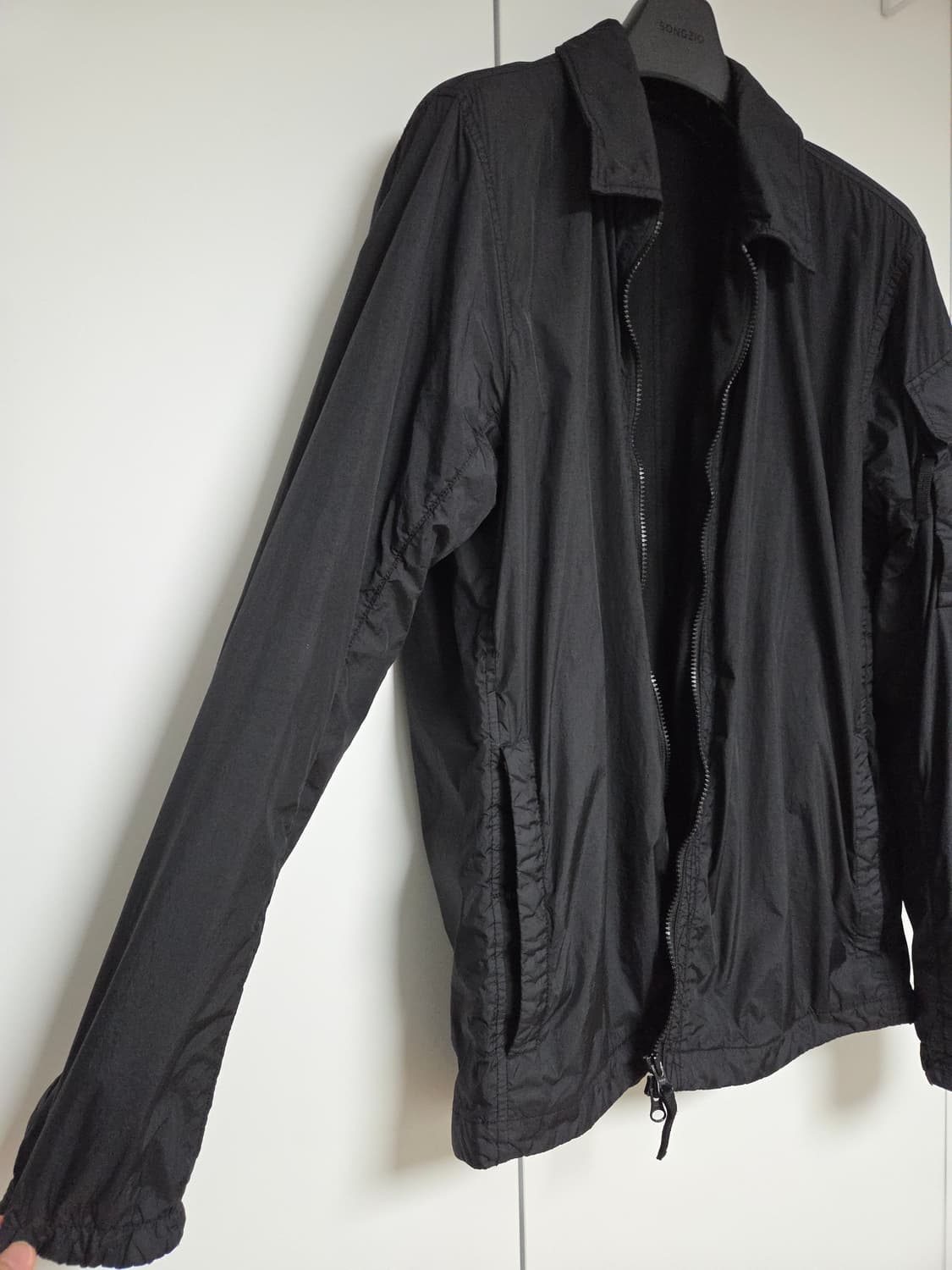 [매장판] 스톤아일랜드 22fw 크링클랩스 오버셔츠 블랙 L 상품이미지2