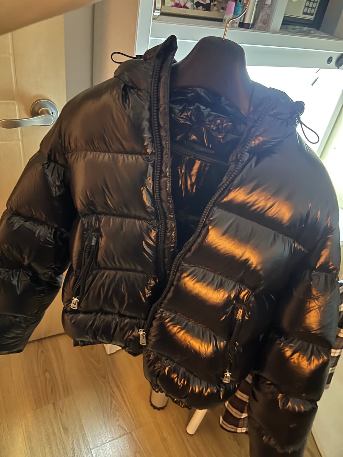 자라 유광 패딩 상품이미지2