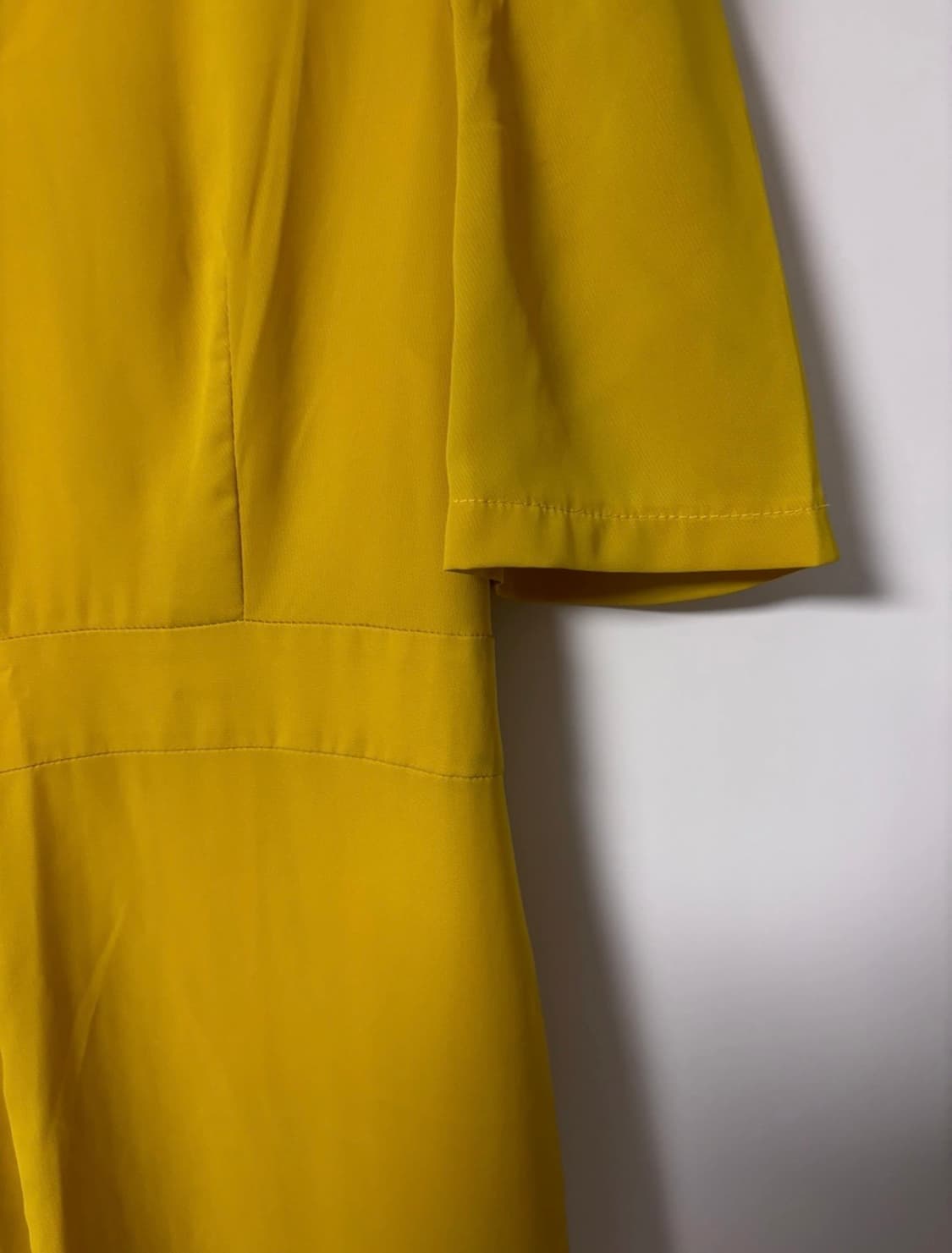 에이블리 옐로우 브이넥 오피스 쉬폰 레이스 반팔 롱 원피스 상품이미지4