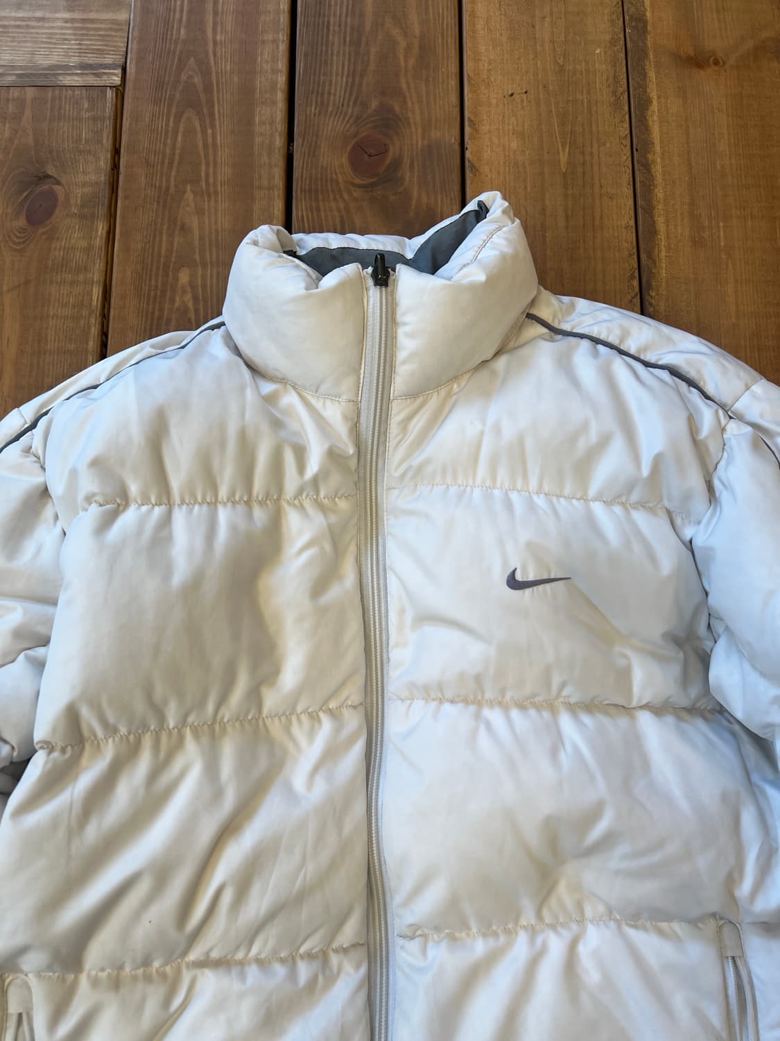 나이키 화이트 실버 푸퍼 패딩 상품이미지7