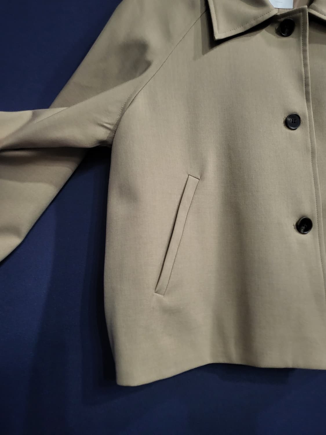 베니토 크롭 오버핏 자켓(새상품) 상품이미지4