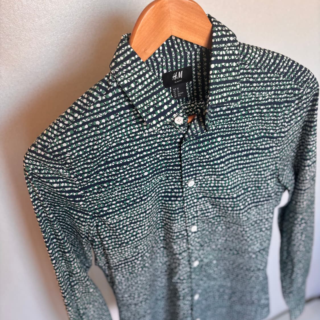 H&M 슬림핏 XS 슬렌더 셔츠 화려한 패턴 HM 상품이미지6