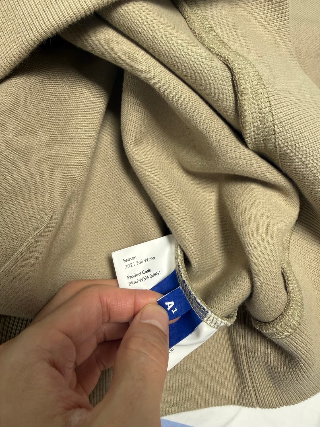 아더에러 맨투맨  상품이미지3