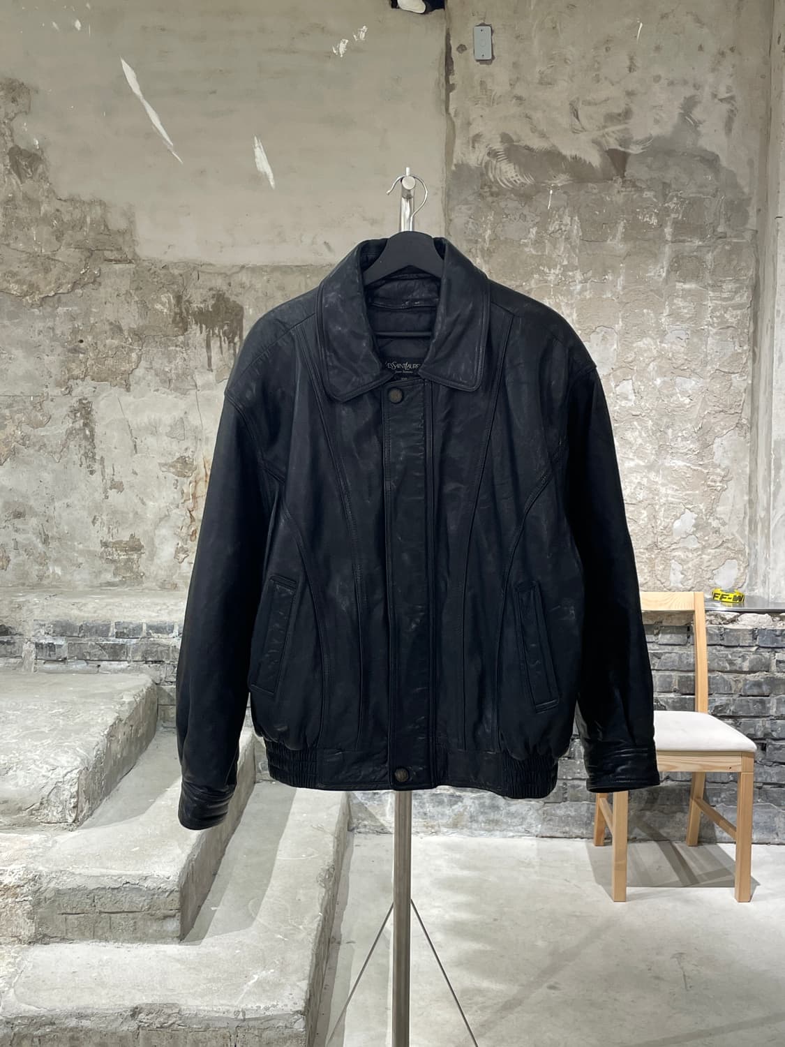 이브 생로랑 뿌르 옴므 블랙 클래식 쉽 레더 자켓 상품이미지1