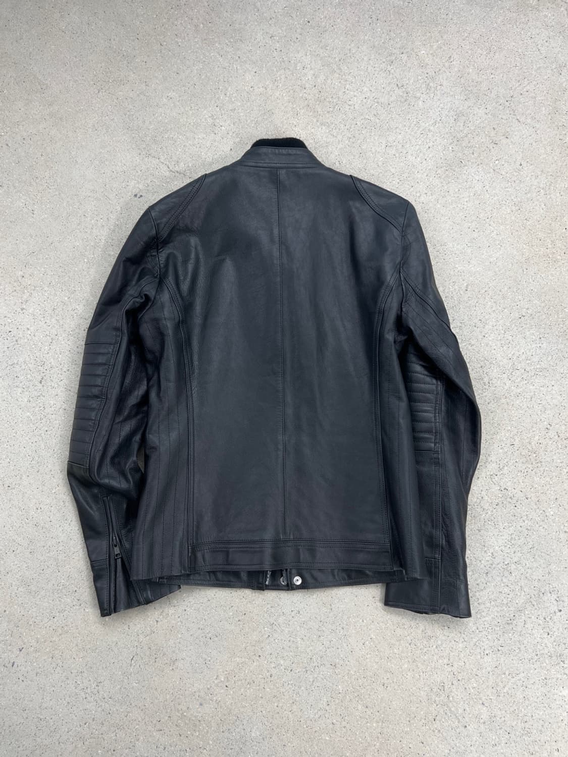 AKM 리브 하이넥 카우 레더 자켓 상품이미지4