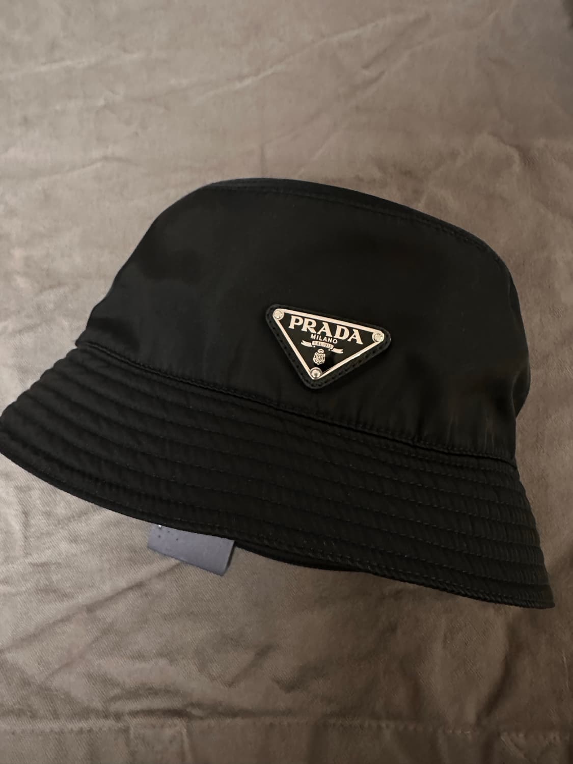 프라다 / 리나일론 버킷햇 / L 상품이미지1