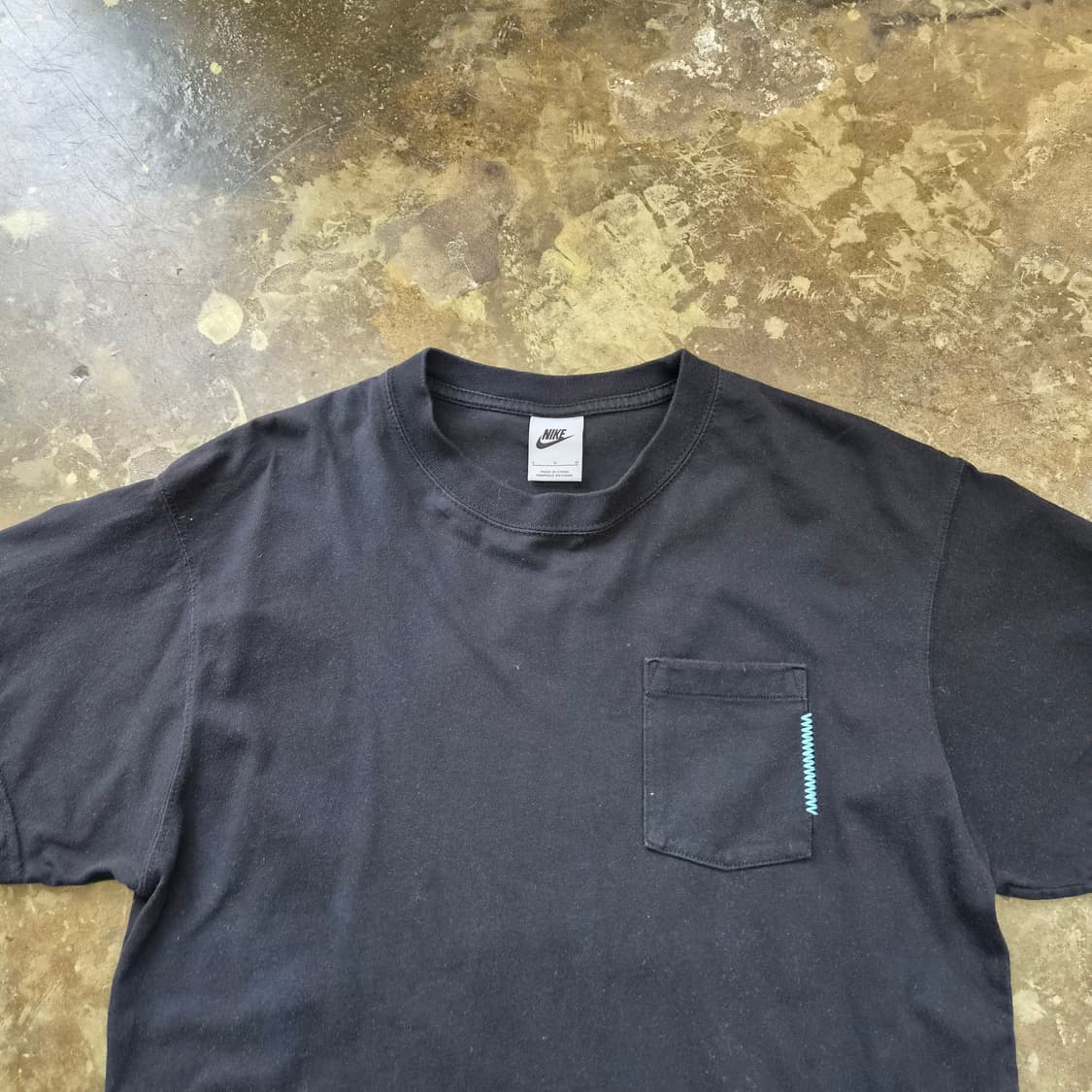 L) 나이키 자수로고 포켓 반팔티 반팔티셔츠 상품이미지2