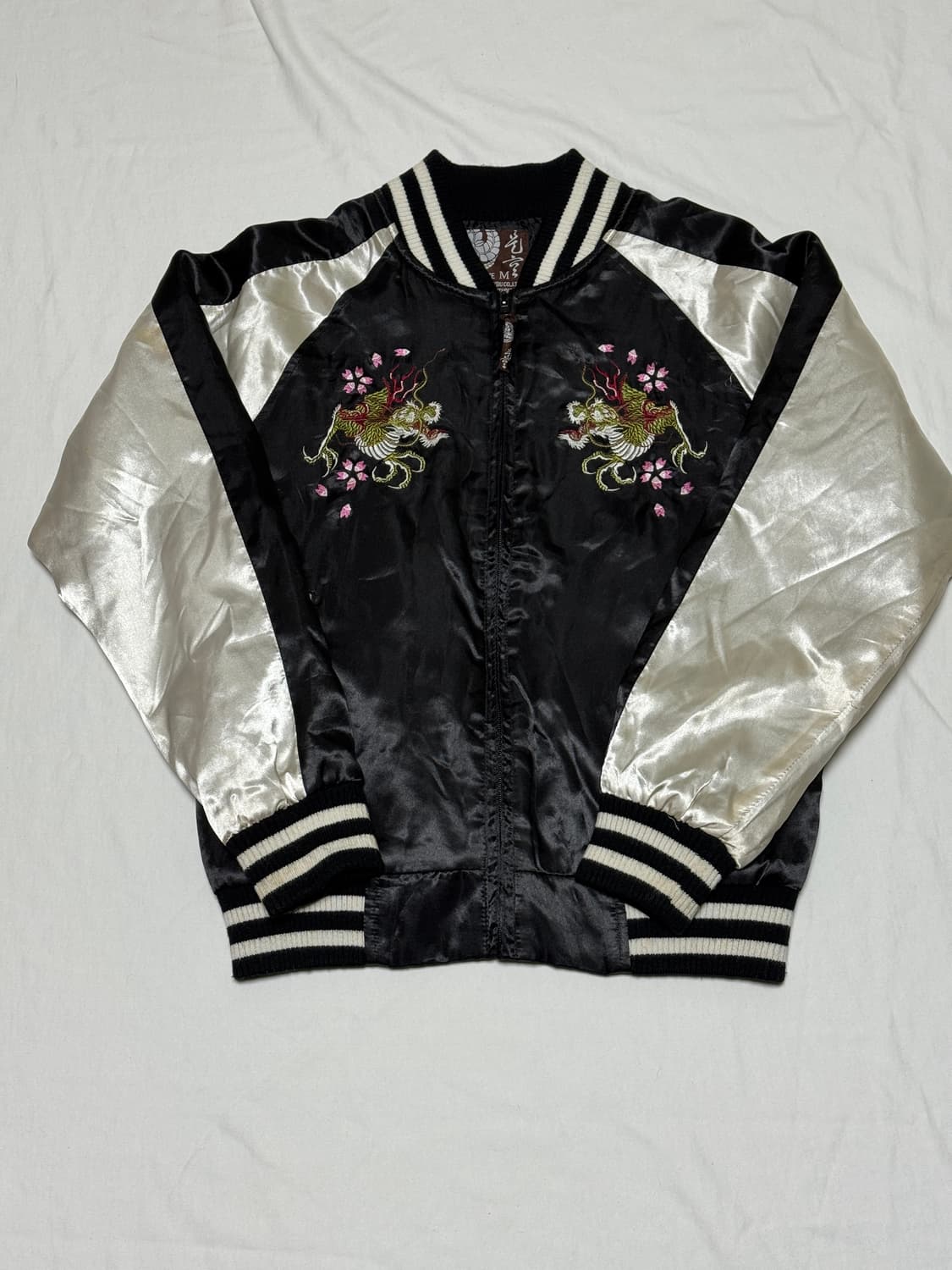 드래곤 엠브로이드 빈티지 스카잔 상품이미지2