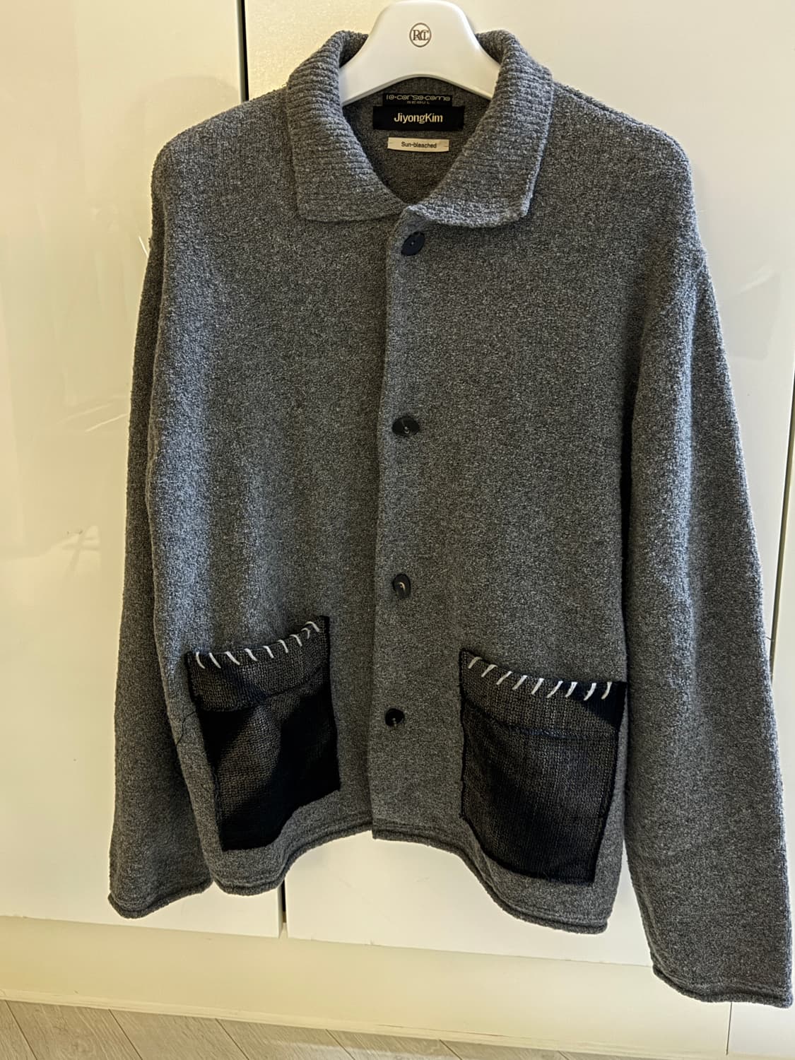 지용킴 선블리치 포켓 니트 가디건 그레이 상품이미지1