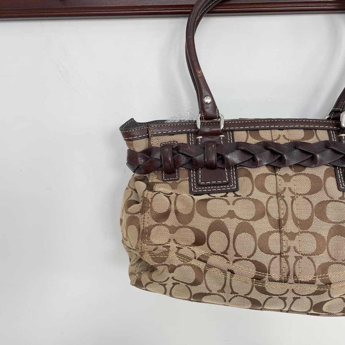 코치 y2k 시그니처 캔버스 토트백 상품이미지5