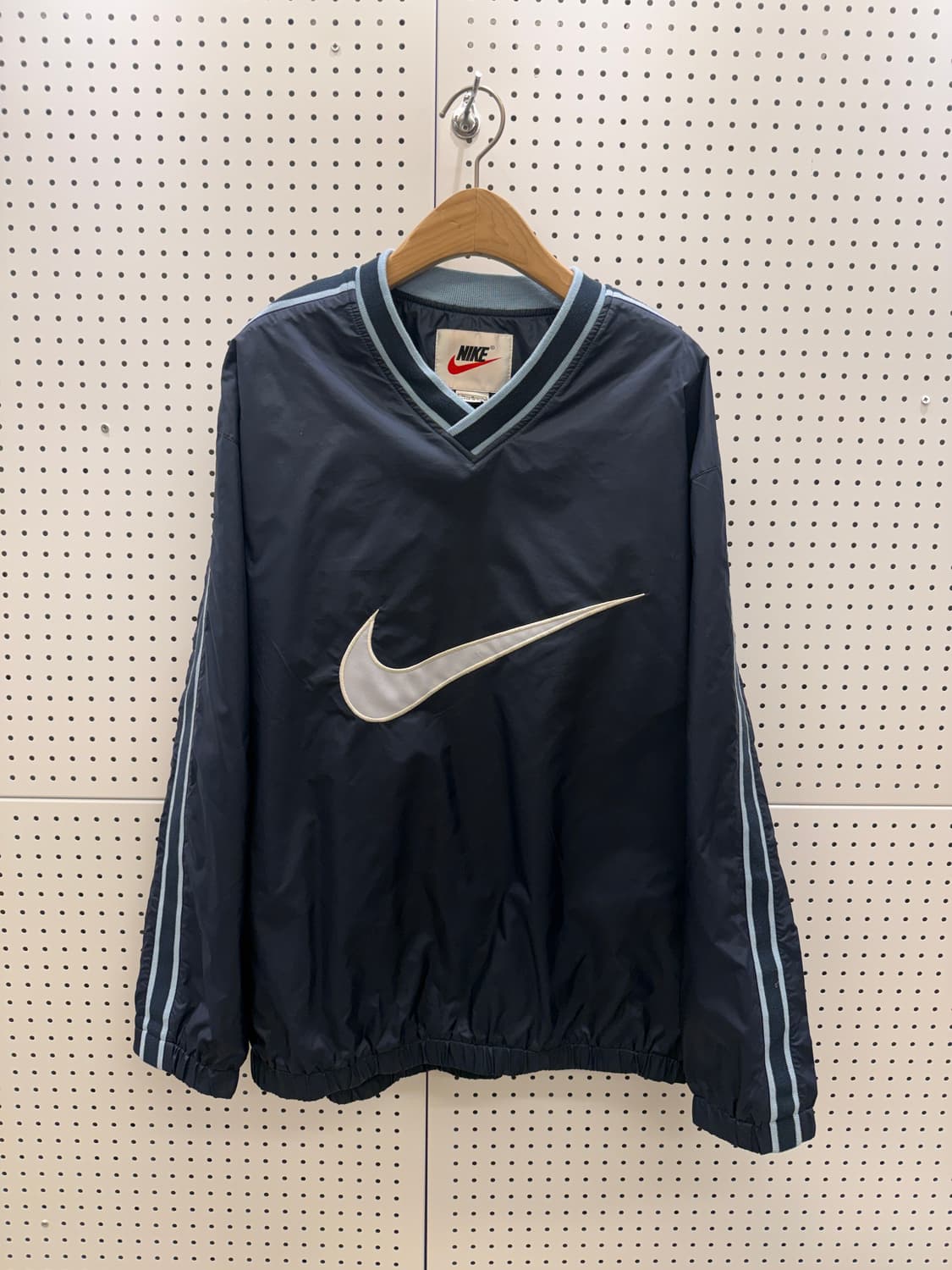 나이키 빅 스우시 브이넥 나일론 웜업 네이비 U839 상품이미지2