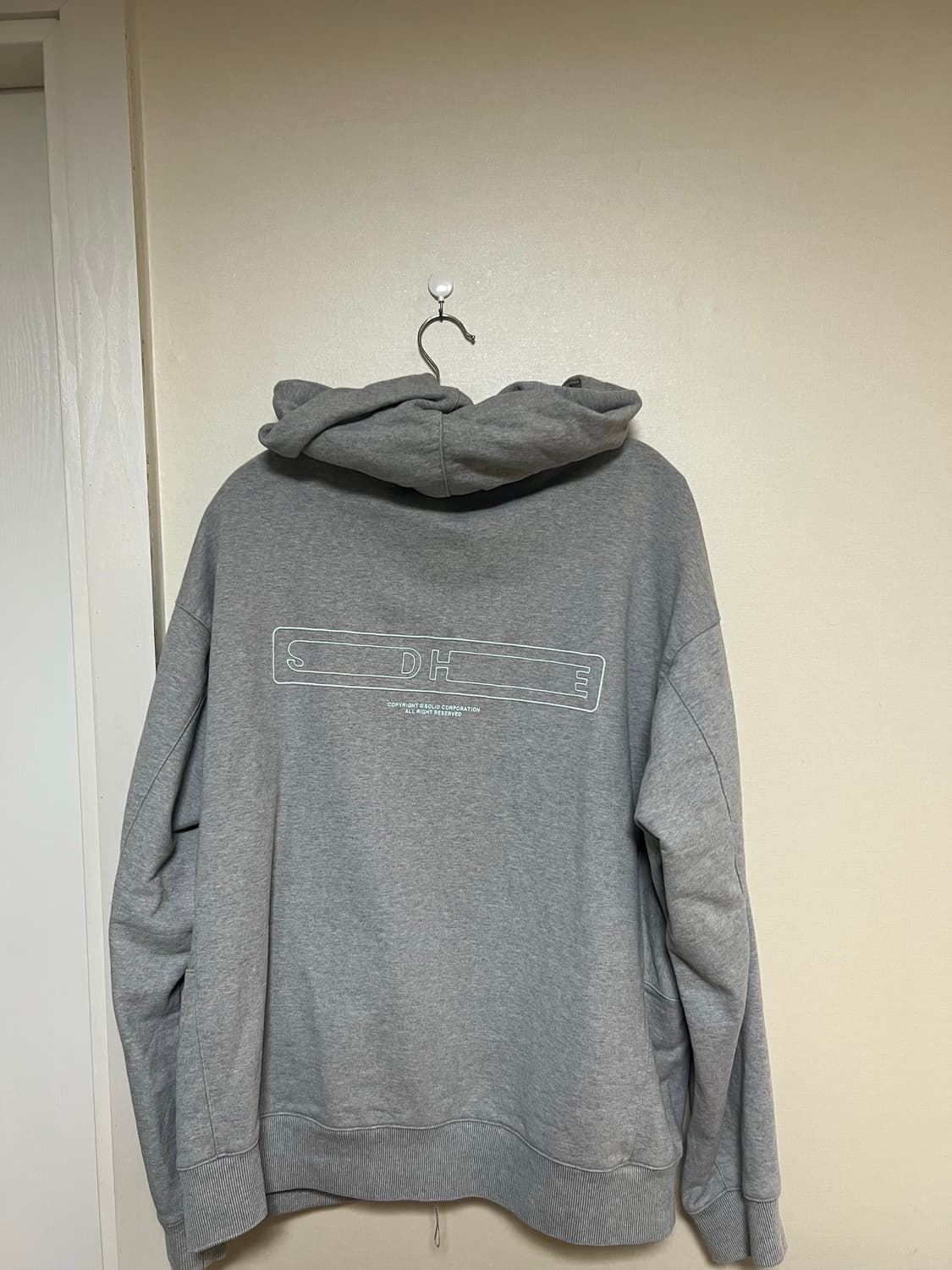 솔리드옴므 백로고 후드 상품이미지2