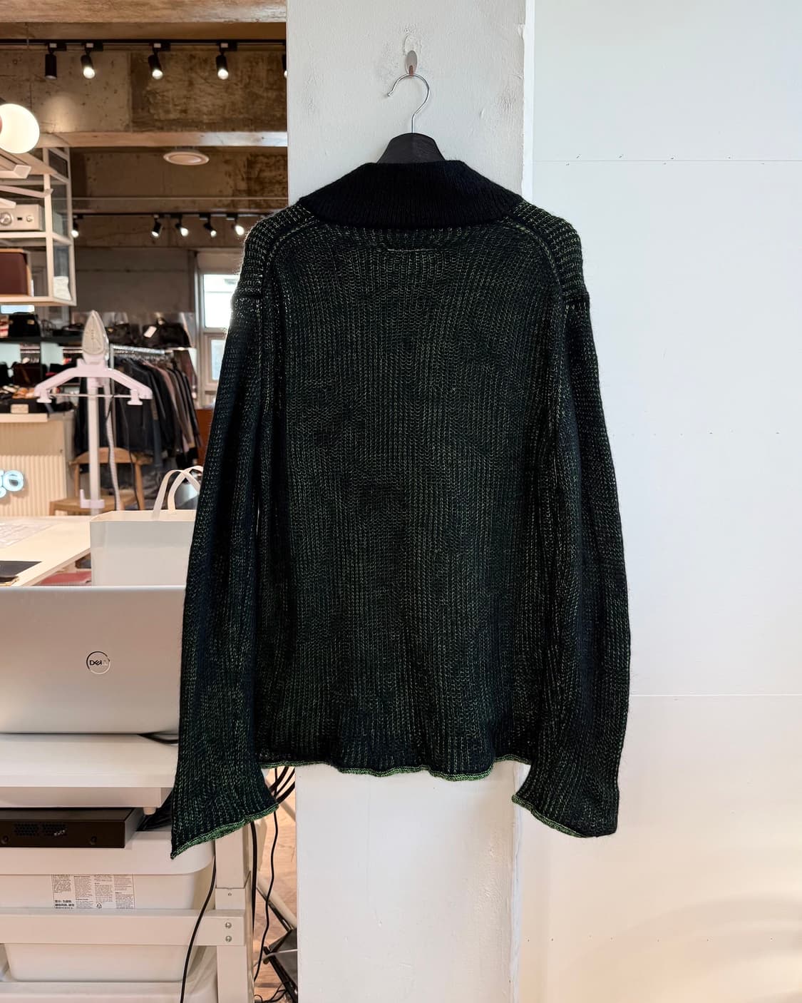 mm6 그린 블랙 컷 아웃 니트  상품이미지7