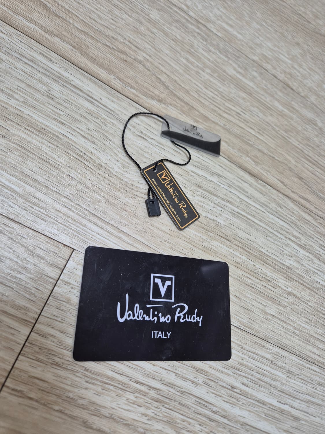 발렌티노 루디 가죽 시계 상품이미지8