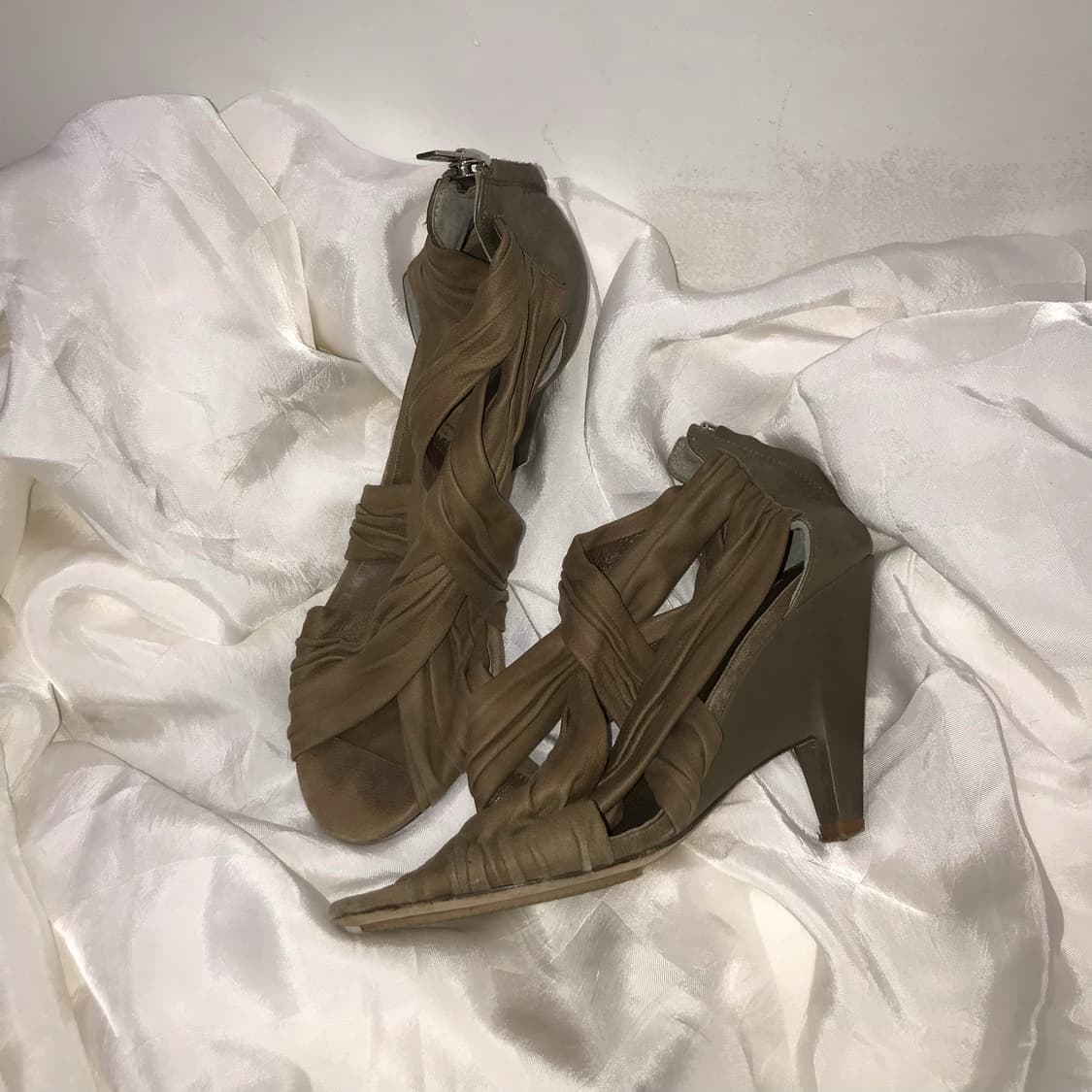 Time 타임 카키 스트랩 웨지힐 상품이미지1