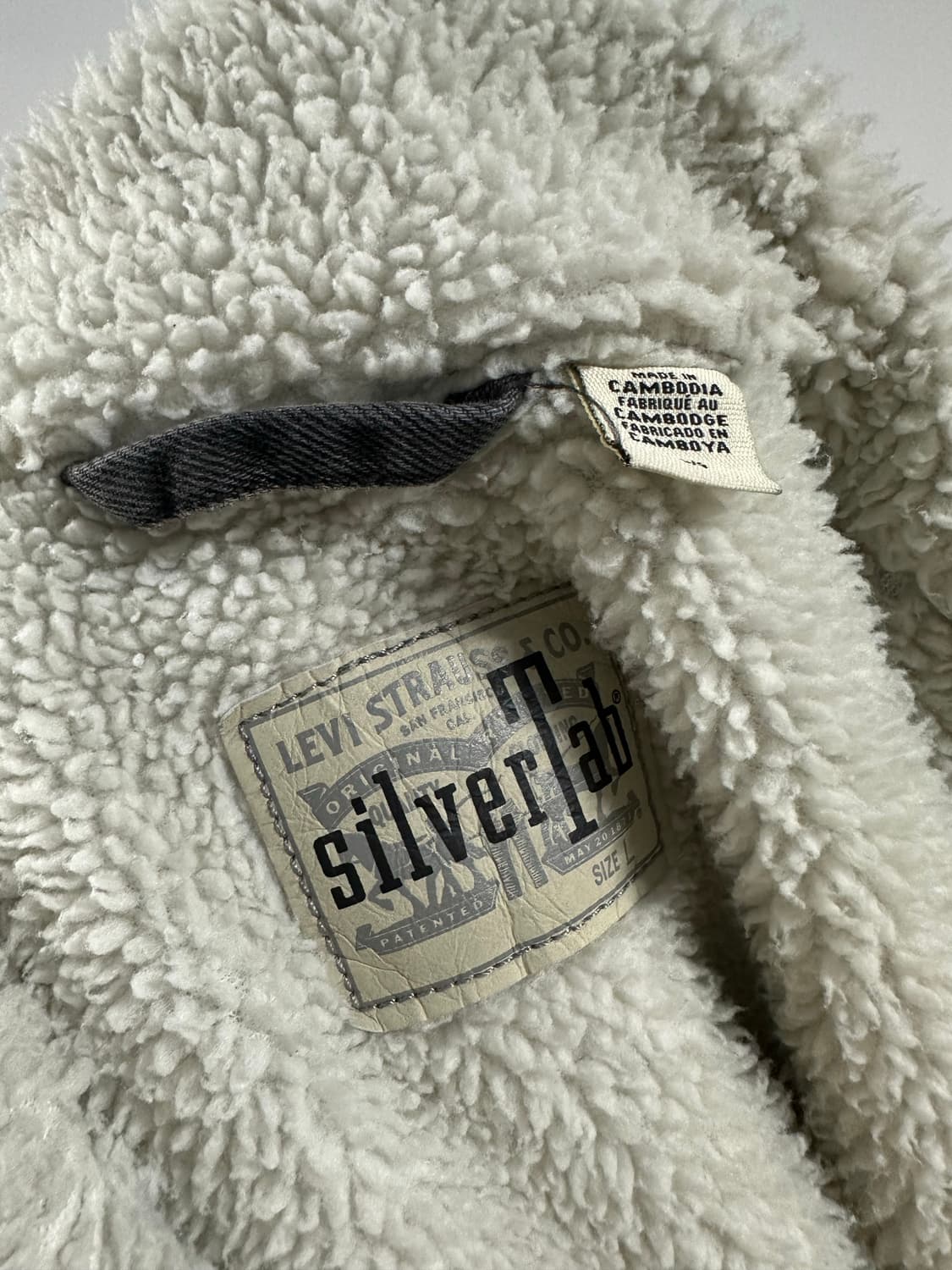 리바이스 실버탭 쉐르파 데님 트러커자켓 상품이미지3