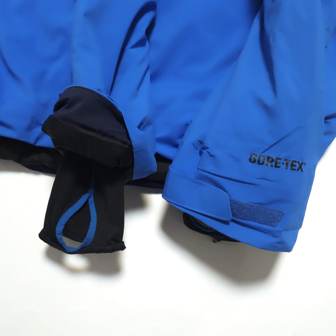 살로몬 오디세이 GTX 고어텍스 윈터 패디드 자켓 상품이미지4