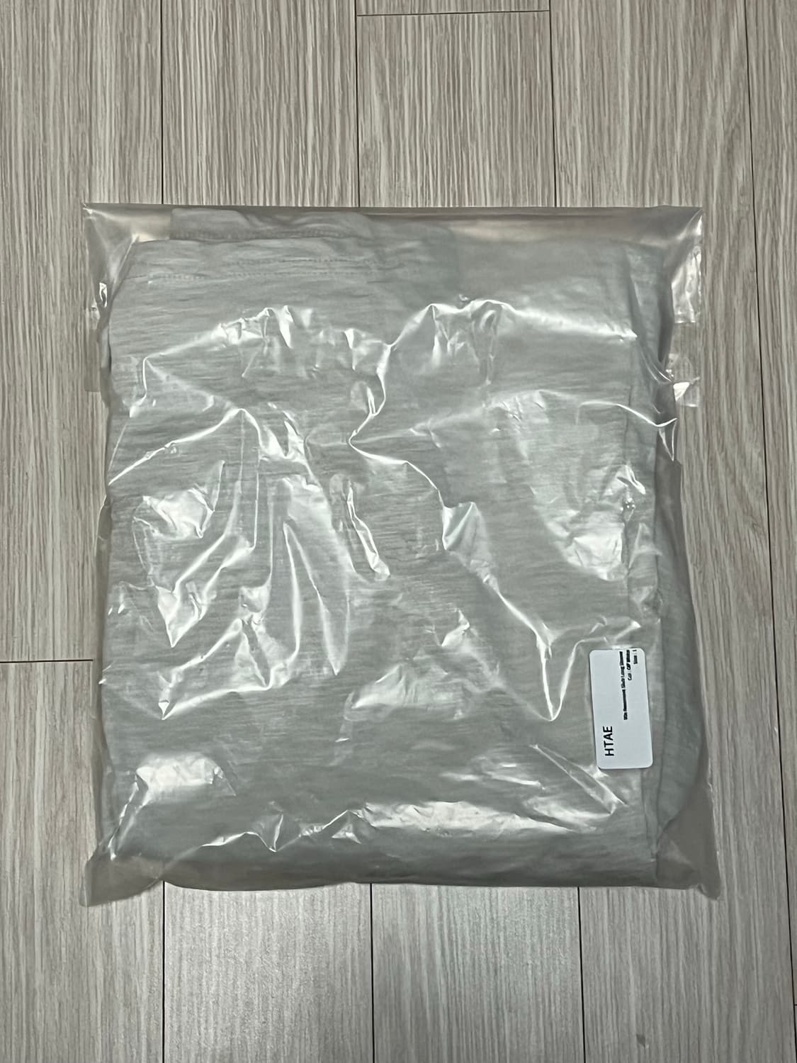 [1] htae 에이치태 롱슬리브 오프화이트 상품이미지2