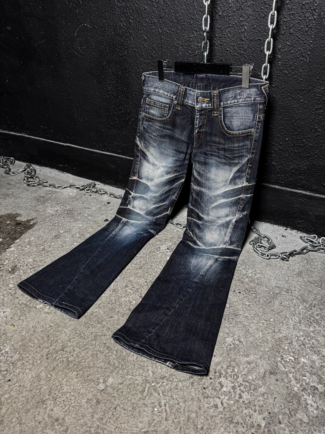 Tornado Mart – Heavy Washed Boot-cut Den 상품이미지1