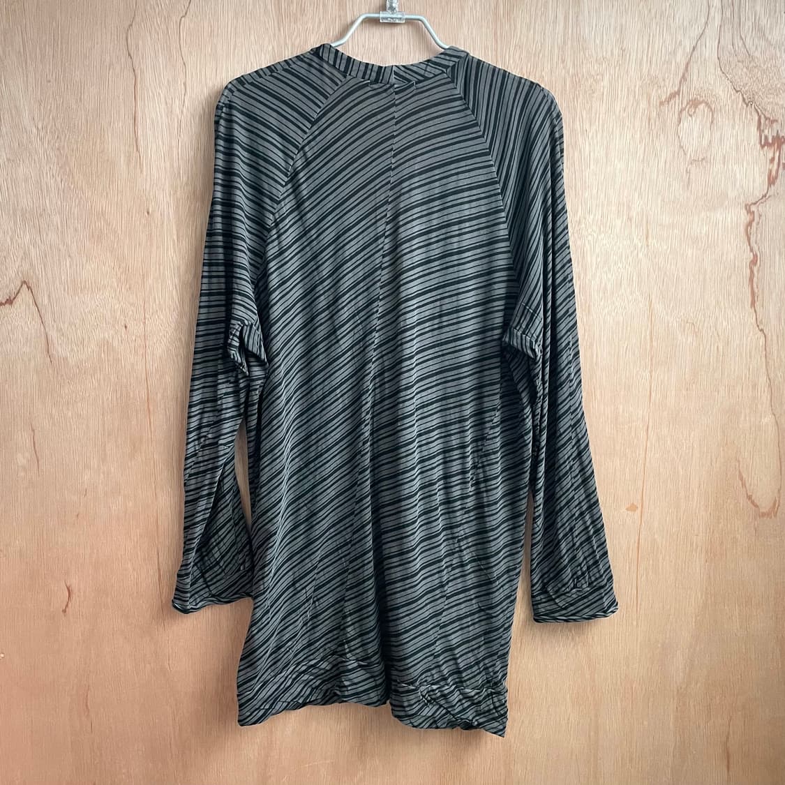 비리디안 사선 패턴 가디건 상품이미지4