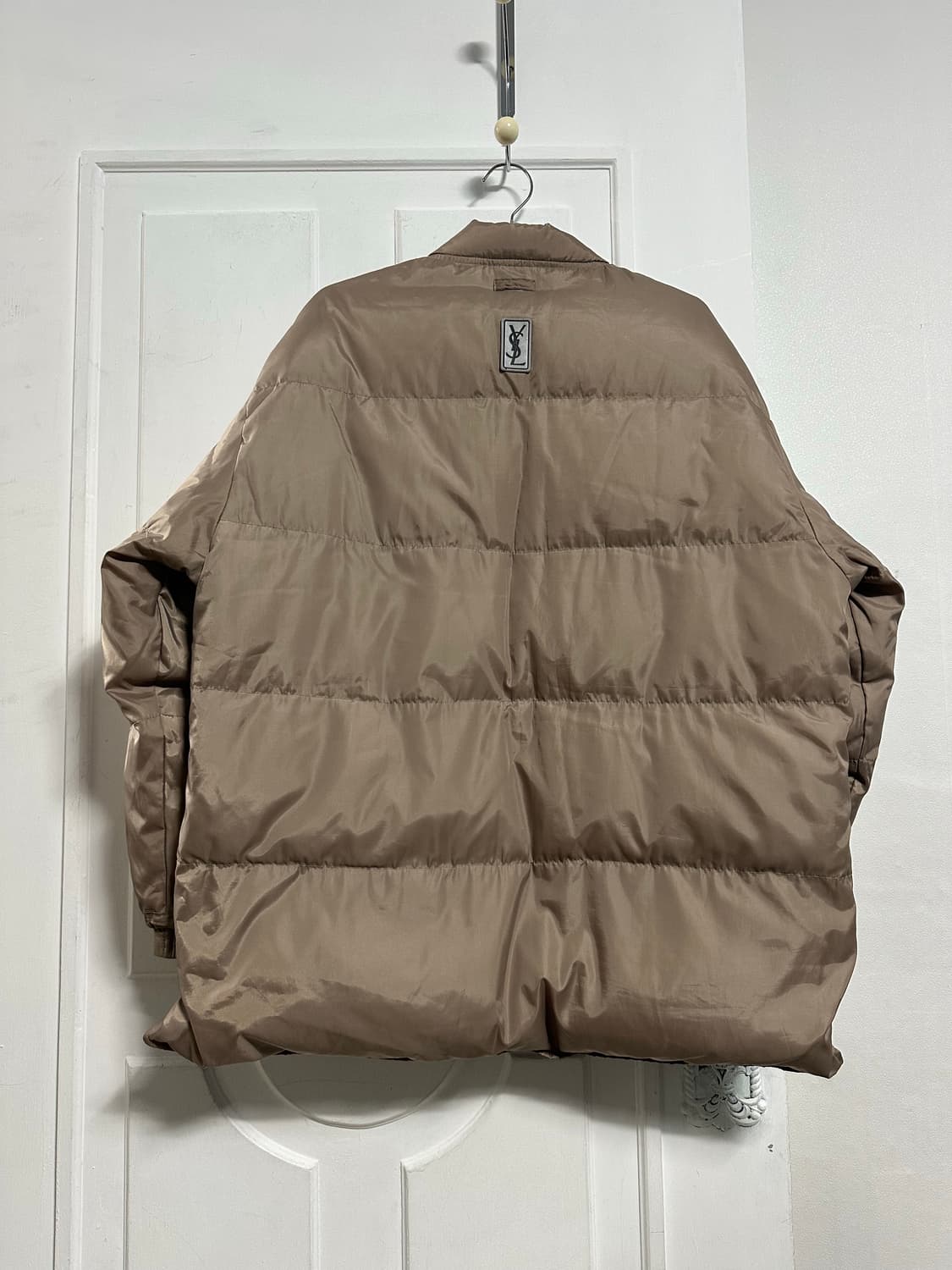 입생로랑 로고 패딩 상품이미지2