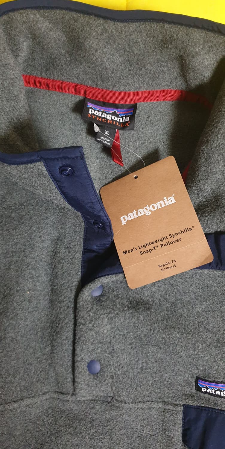 파타고니아 신칠라 스냅티 풀오버 니켈 네이비  XL 새상품
 상품이미지3