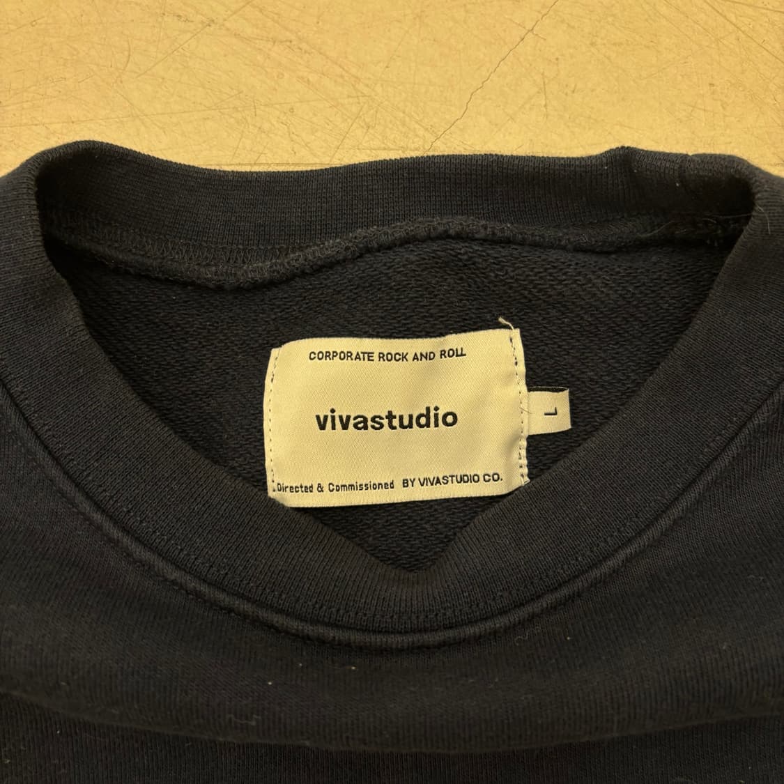 비바스튜디오 리트리버 클럽 네이비 맨투맨 상품이미지3