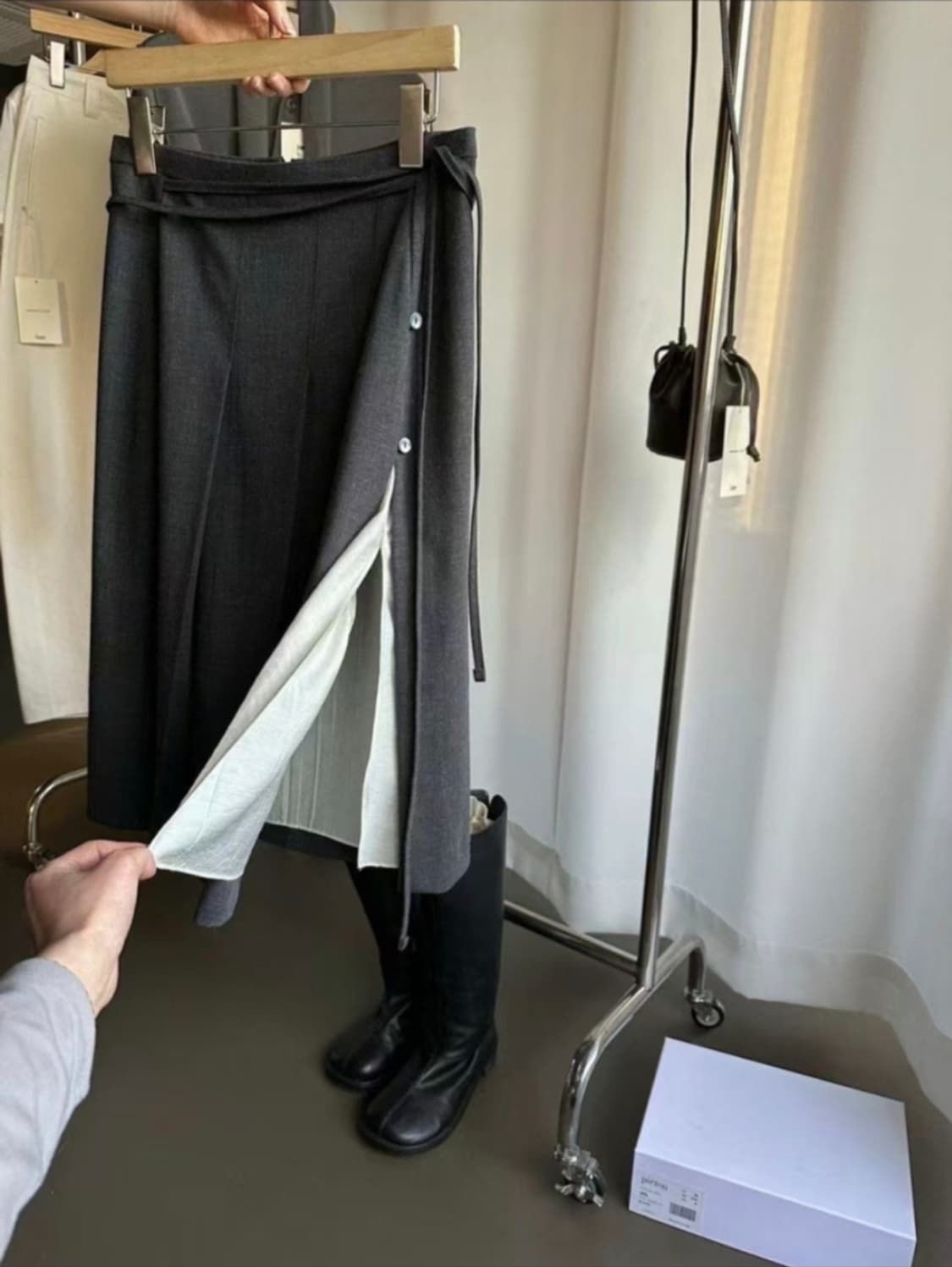 레이크사이드 미이우 레이어드 플리츠 스커트 차콜 S 상품이미지2