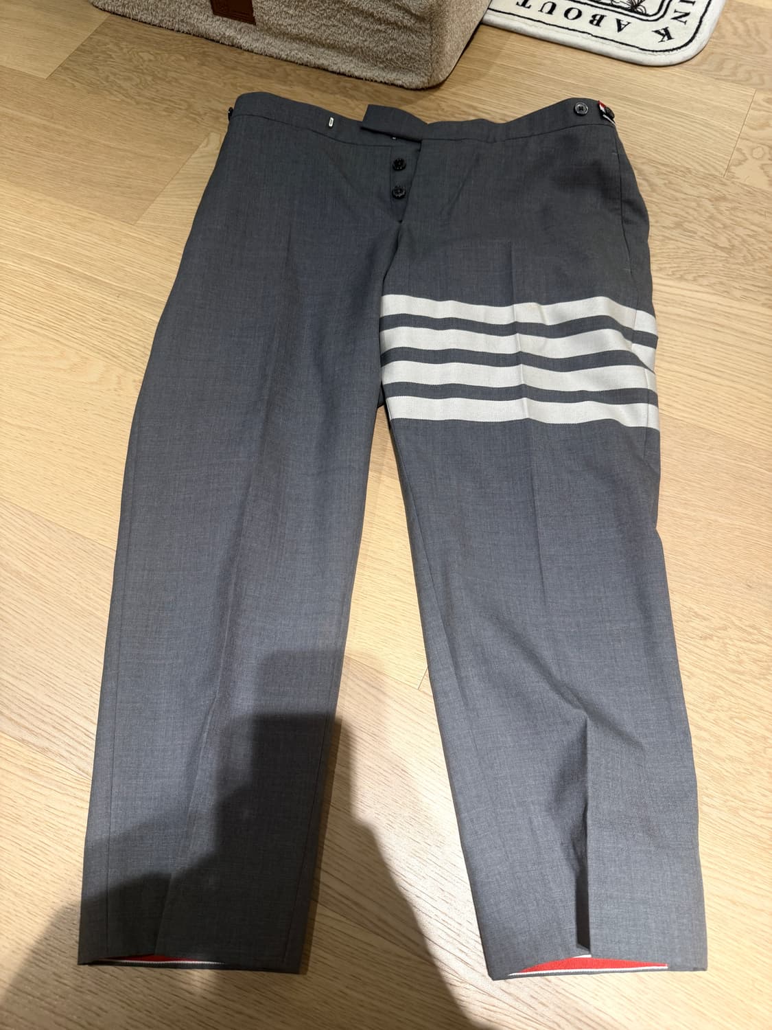 톰브라운 4바 그레이 정장 셋업 상품이미지3