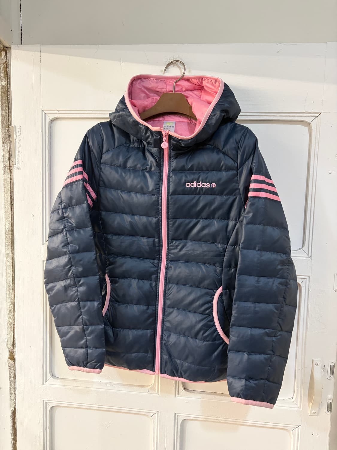 아디다스 네오 딸기우유 경량패딩 상품이미지3