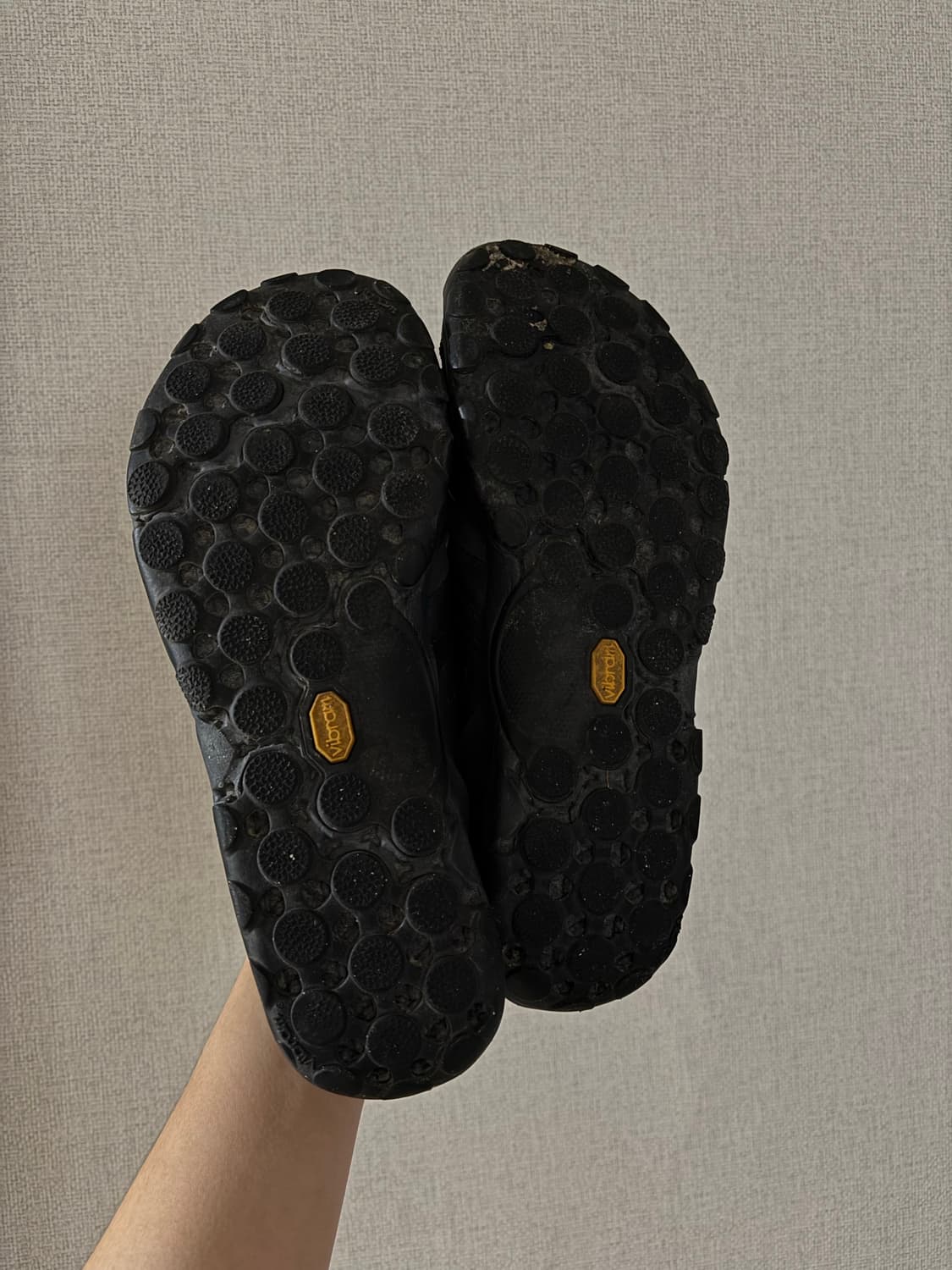 뉴발란스 이세이미야케 MT10O 블랙 상품이미지3