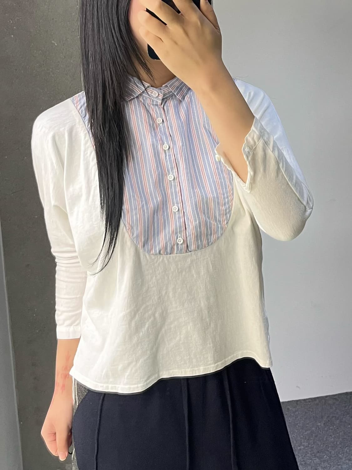 캐피탈 빕 프론트 스트라이트 블라우스 상품이미지2