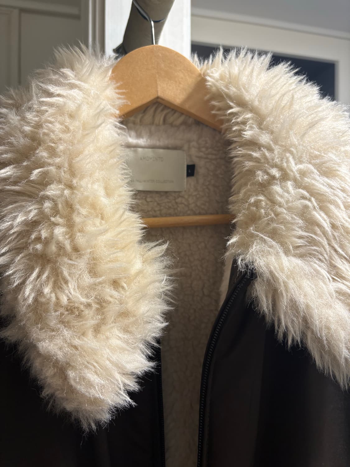 아모멘토 점퍼 팔아요 상품이미지2