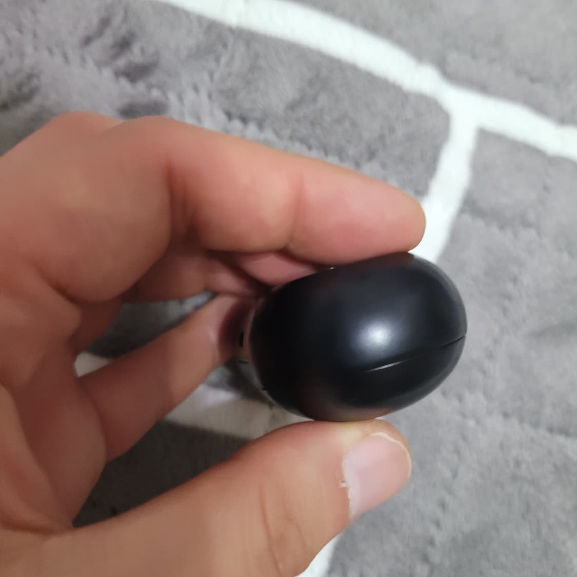 정품 삼성 갤럭시 버즈 SM-R170 블랙 케이스 상품이미지5