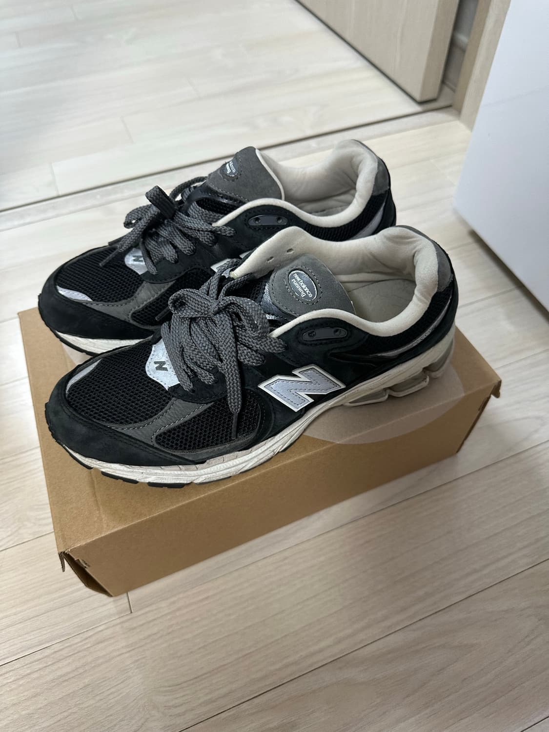 뉴발란스 2002 275 상품이미지1