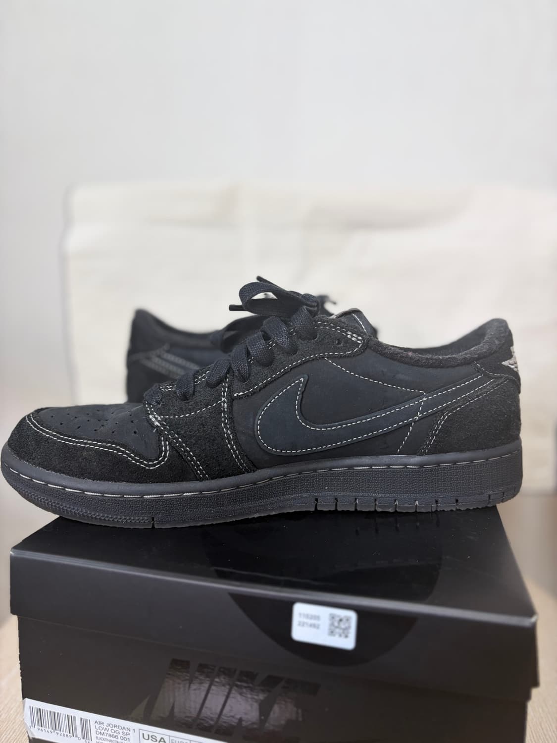 나이키 조던1로우 트래비스 스캇 블랙팬텀 상품이미지6