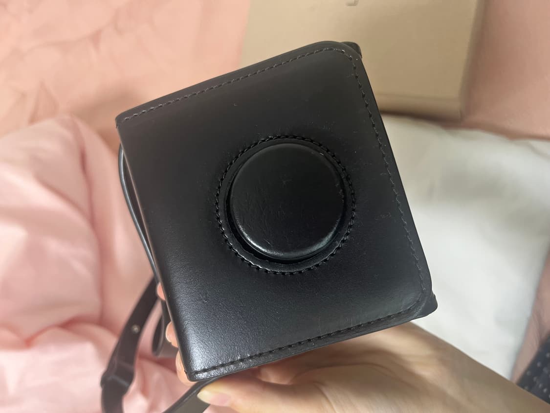 르메르 카메라백 미니 상품이미지3