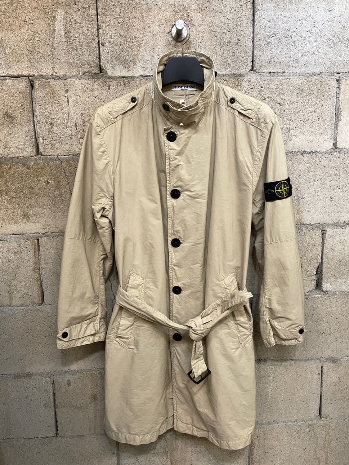 스톤 아일랜드 와펜 트렌치 코트  상품이미지3