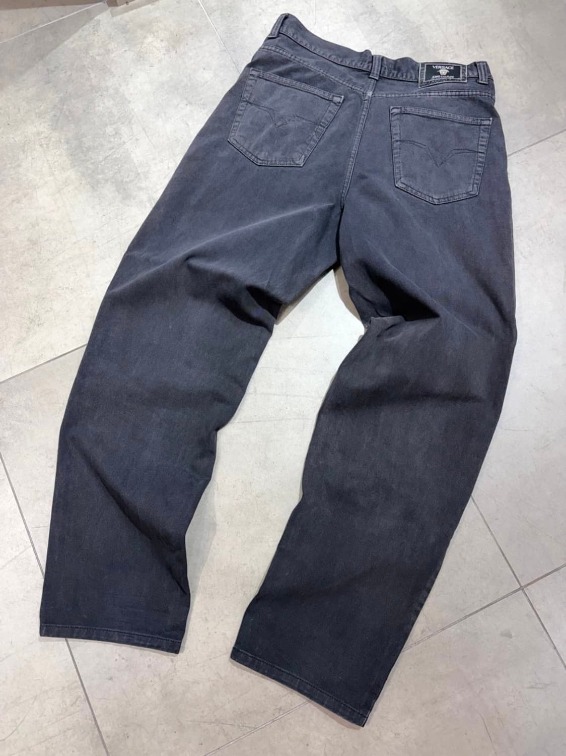 00s 베르사체 versace jeans couture 흑청 데님팬츠 상품이미지5