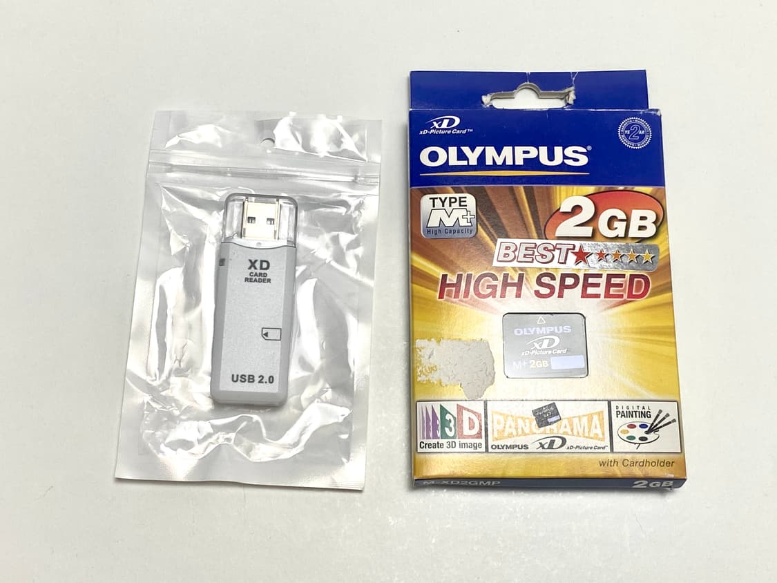 올림푸스 XD m+ 2GB 픽처카드 + XD카드리더기 상품이미지1