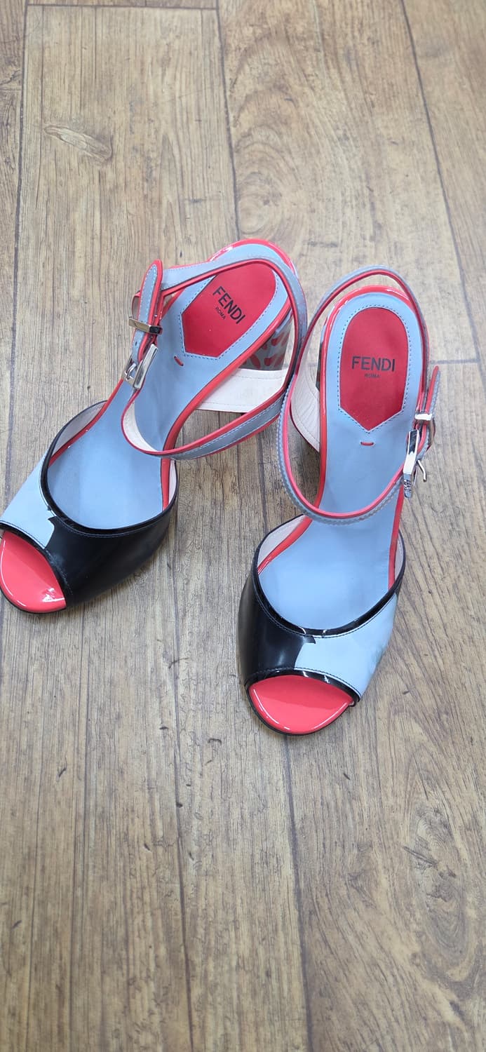 펜디 여성구두 ㅡ정품 상품이미지1