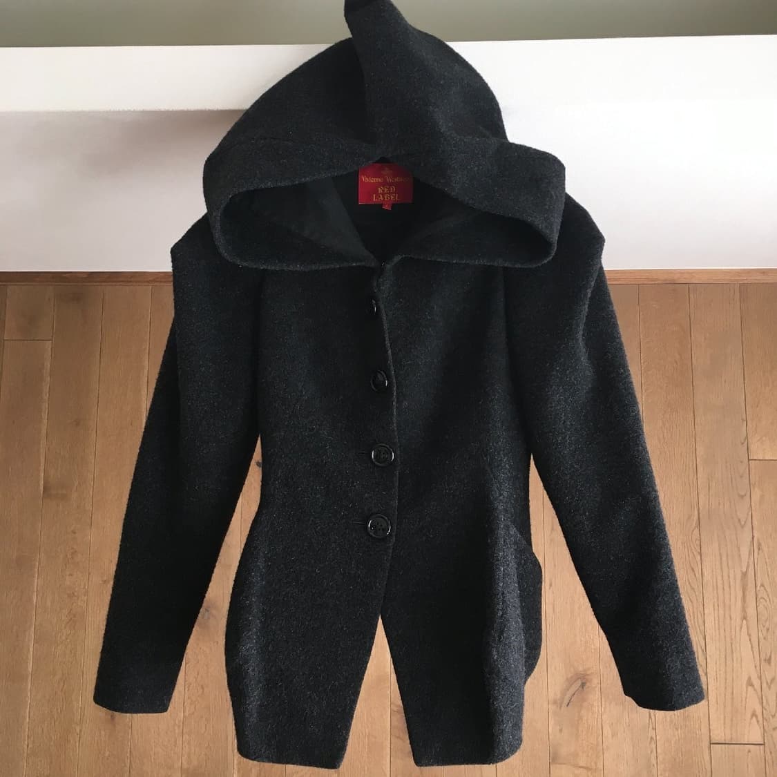 비비안웨스트우드 레드라벨 후드코트 상품이미지1