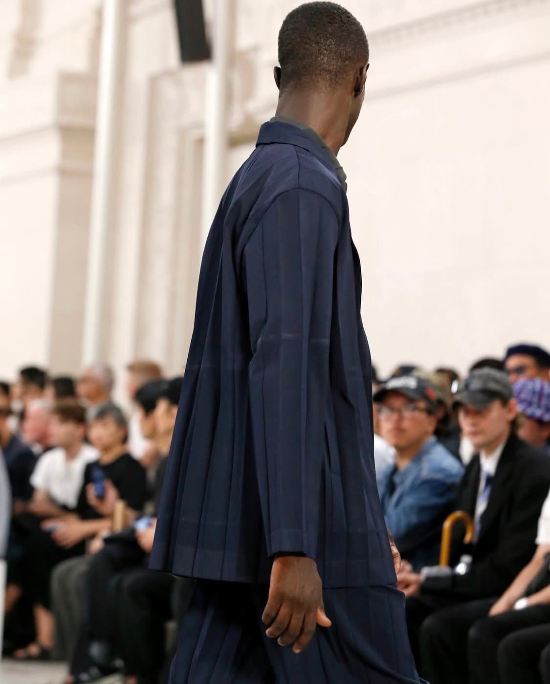 [2,1] 옴므플리세 엣지앙상블 셋업 팝니다 상품이미지1