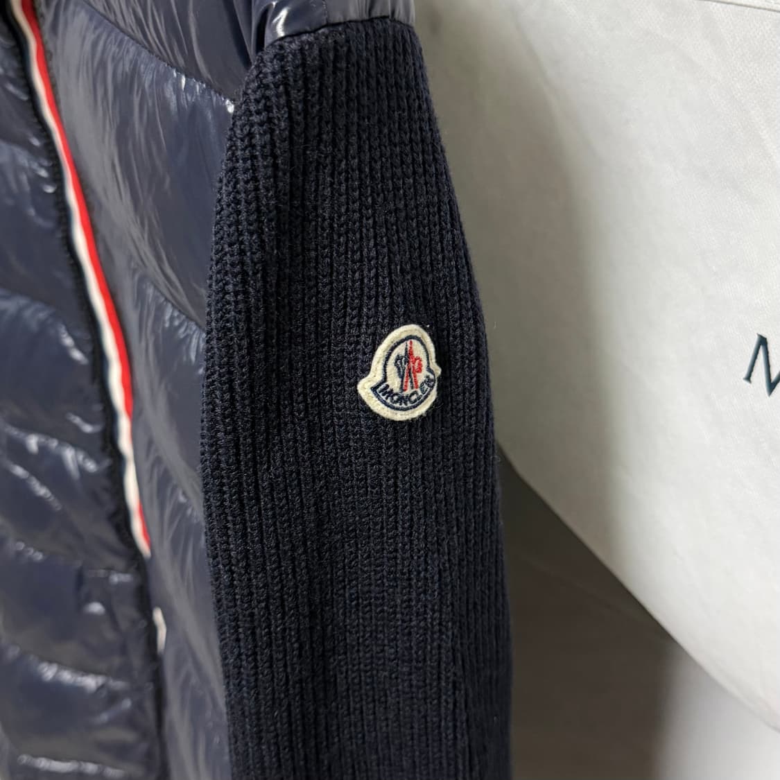 [S+급/2XL] 몽클레어 삼선 니트패딩 유광 마그리온 트리콧 상품이미지2