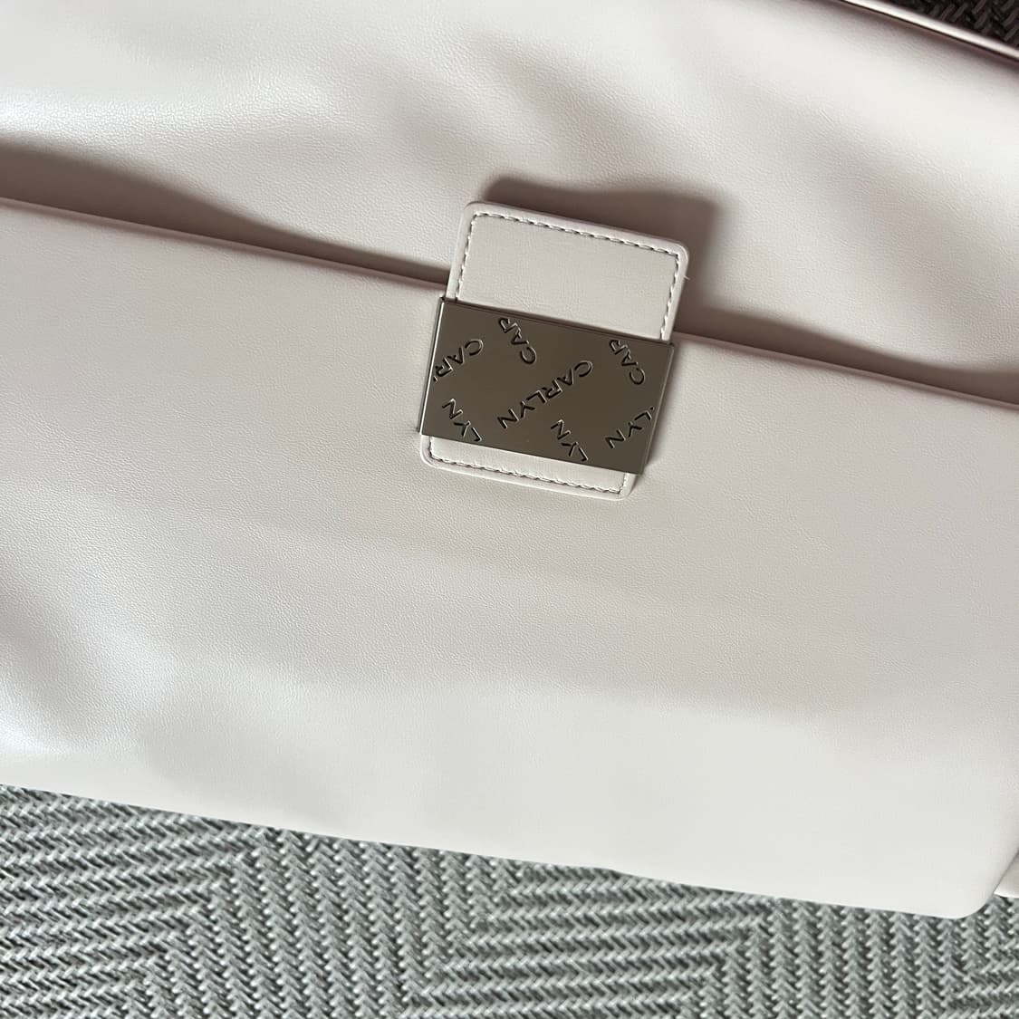 칼린 가방 크로스백 데이백 / 타낫 드파운드 루에브르 상품이미지7