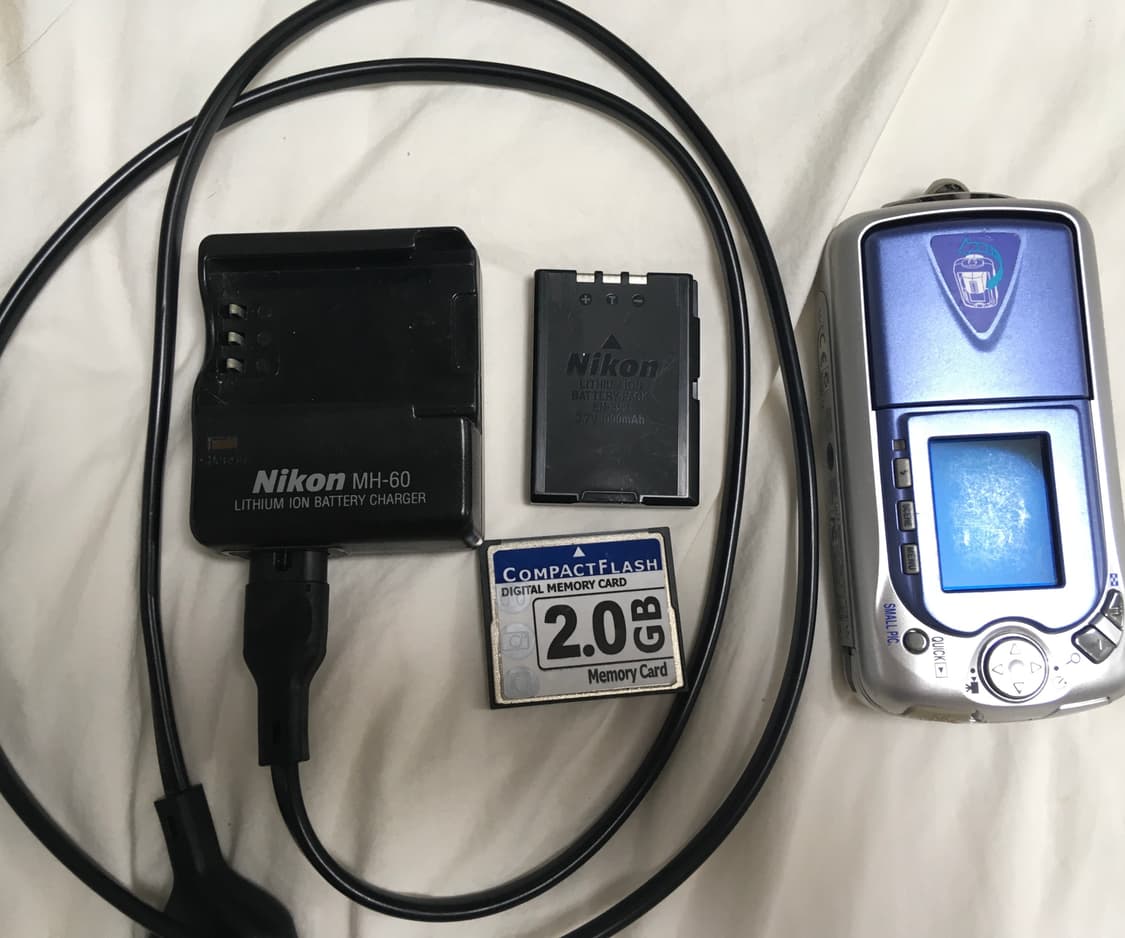 Nikon Coolpix E2500 상품이미지1
