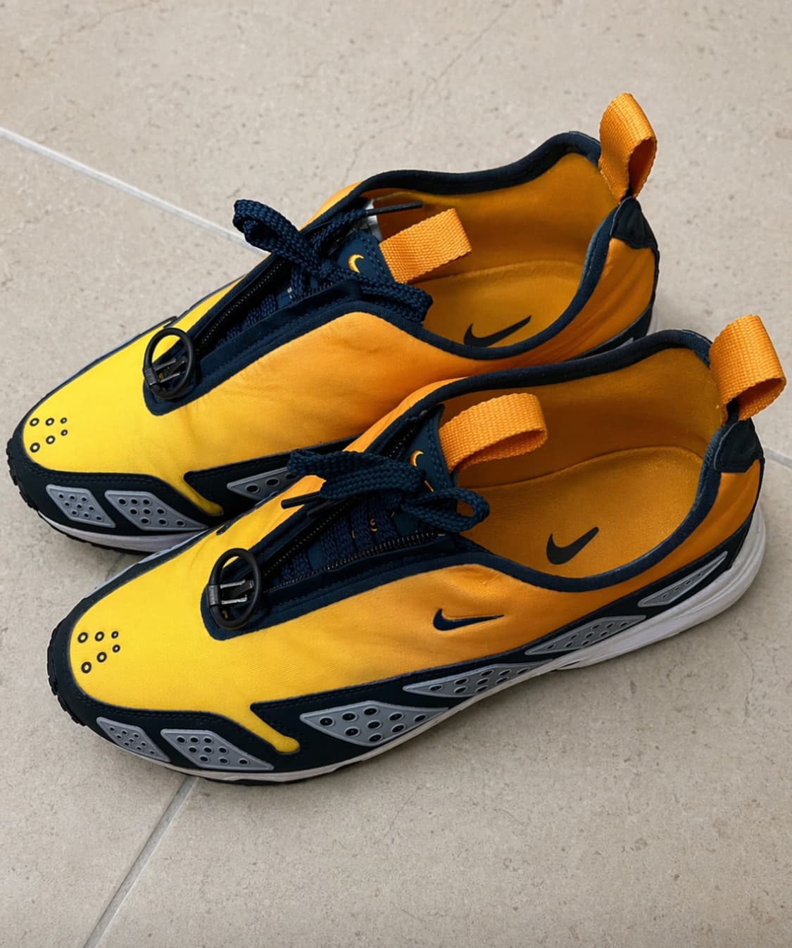 나이키 썬더 맥스 270 상품이미지1