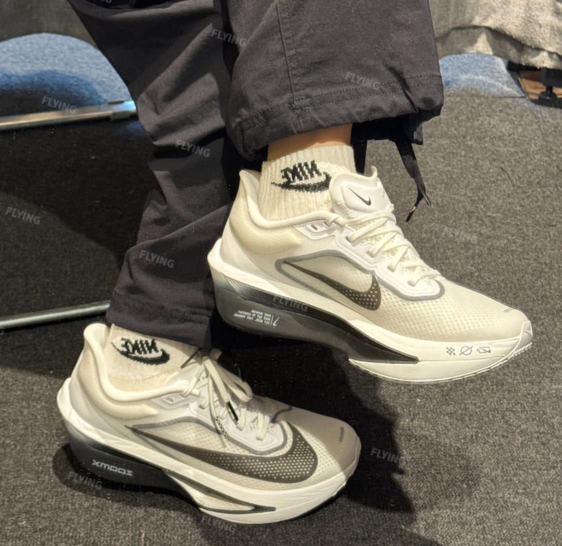 새상품) 나이키 줌플라이6 화이트플래티넘 230mm 상품이미지9