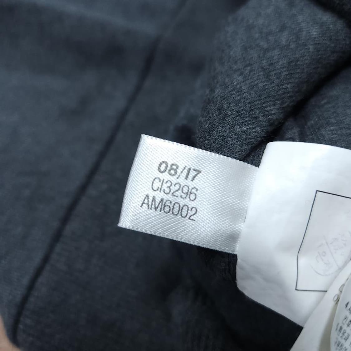  아디다스 삼선 자수 맨투맨 상품이미지4